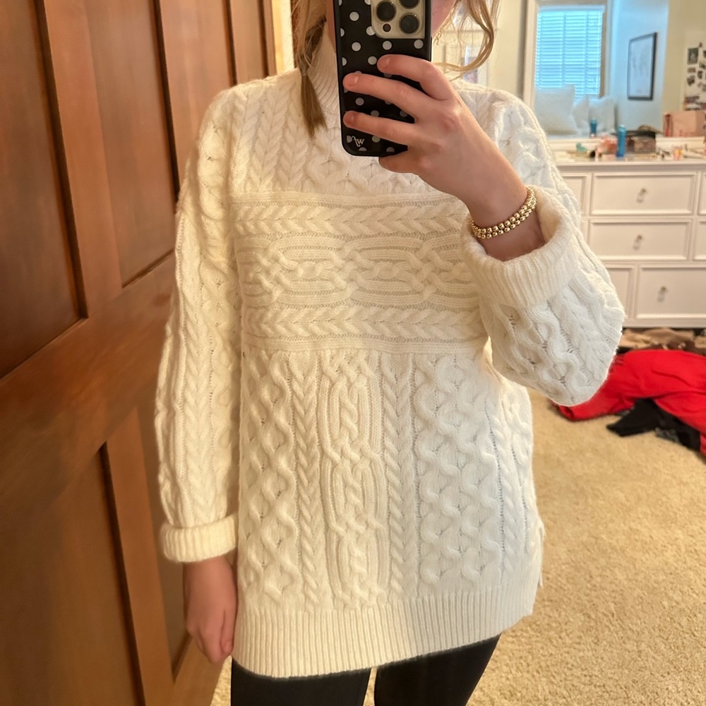 Abercrombie & Fitch Sweater (S)